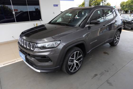 JEEP COMPASS 1.3 T270 TURBO FLEX LIMITED AT6 JEEP COMPASS 1.3 T270 TURBO FLEX LIMITED AT6